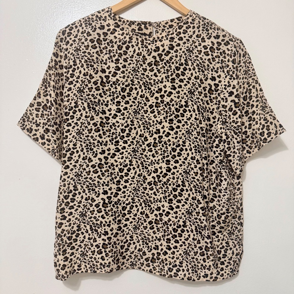 Vintage Quo-Silk Leopard Print 100% Silk Blouse Short Sleeve Shoulder Pads Large